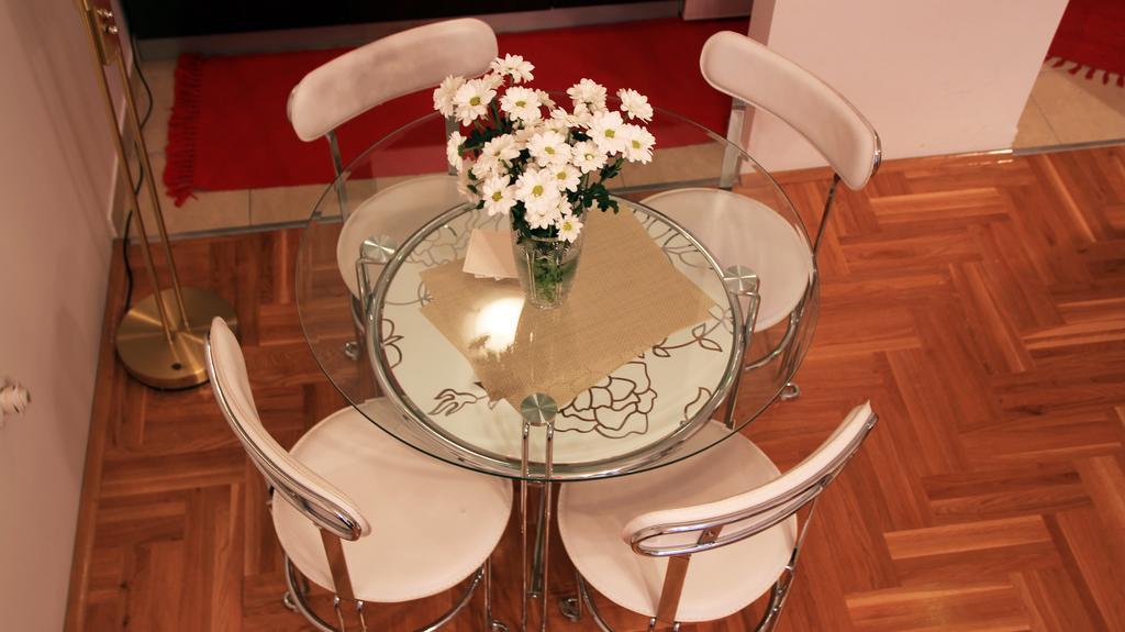 Linden Flower Apartment スボティツァ エクステリア 写真