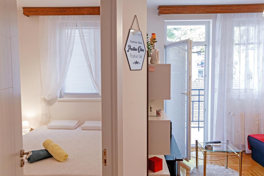 Linden Flower Apartment スボティツァ エクステリア 写真