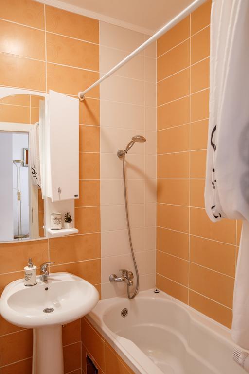 Linden Flower Apartment スボティツァ エクステリア 写真